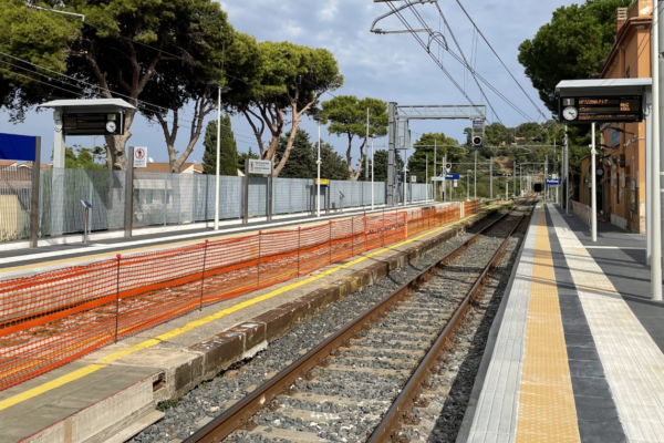 Tragedia sui binari: muore donna, travolta sulla linea Messina-Palermo