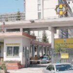 Grave incidente in campagna: settantenne cade dal tetto e finisce in ospedale