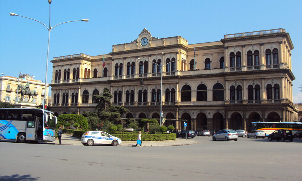 stazione centrale palermo