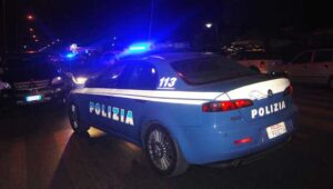 auto-Polizia-notte