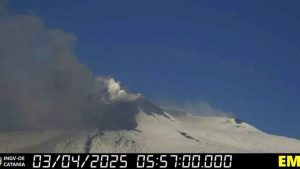Etna (foto ingv) - teleone.it