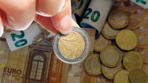 Moneta da due euro (foto compliancejournal.it) - teleone.it