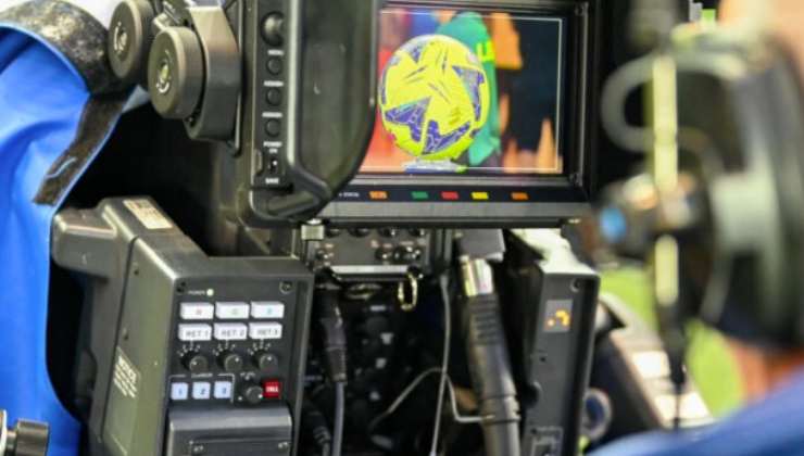 Telecamere studio tv (foto archivio) - teleone.it