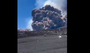 etna esplosione 2 giugno