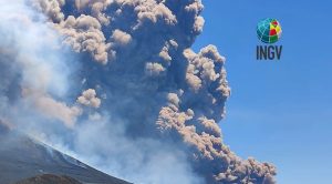 ingv etna eruzione 2 giugno 25