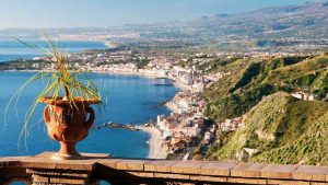 vista dall'alto della cittadina più antica (foto melagodoinsicilia) - teleone.it