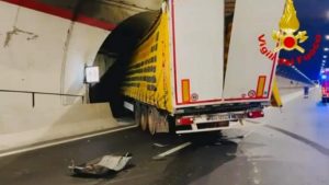 camion sbanda vigili catania