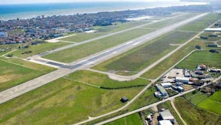 aeroporto rimini (foto wikipedia) teleone.it