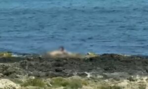sesso sulla scogliera fermati multa