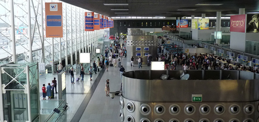aeroporto_di_catania_fontanarossa_Flickr_luigistrano